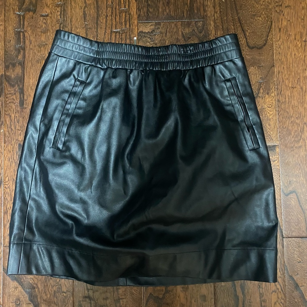 Leather skirt